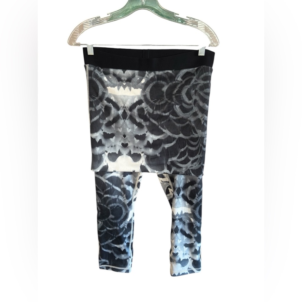 Lululemon Wunder Under Pant SE Dance 8 Skirt Leggings Pretty Plume Angel Wing - Picture 3 of 8